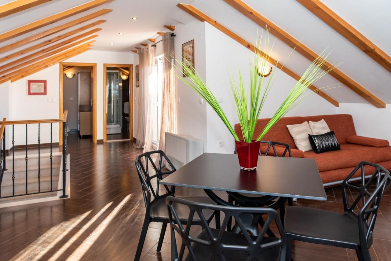 Apartments Sutalo ซัฟทัท ภายนอก รูปภาพ