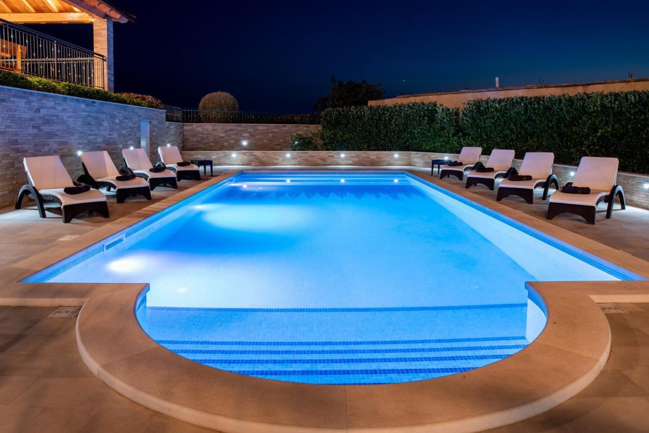Apartments Sutalo ซัฟทัท ภายนอก รูปภาพ